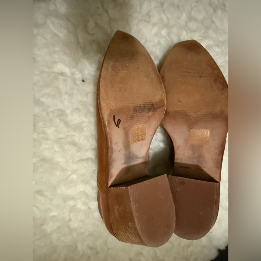 Madewell The Brady Lowcut Bootie 8 - Picture 9 of 12